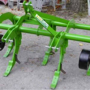 Landwirtschaftlicher Tiefenlockerer für Traktoren AgriEuro Serie 170 Standard mit 5 Zähnen – mit Stahlrädern